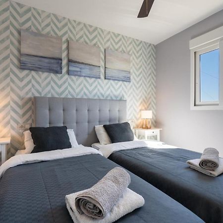 Lets In The Sun Sea View Apartment Calabella La Cala De Mijas Esterno foto